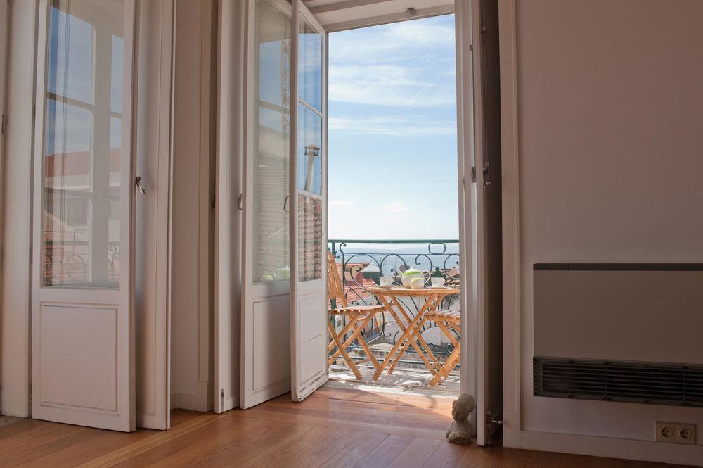 Chiado Apartments Lisbon Exterior photo
